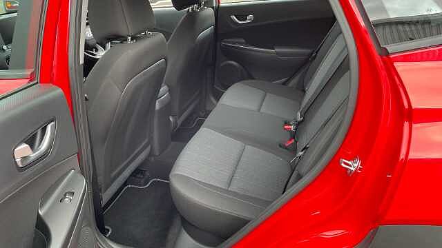 Hyundai KONA 1.0 TGDi 48V MHEV SE Connect 5dr Red