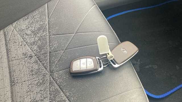 Hyundai BAYON 1.0 TGDi 48V MHEV Ultimate 5dr Blue