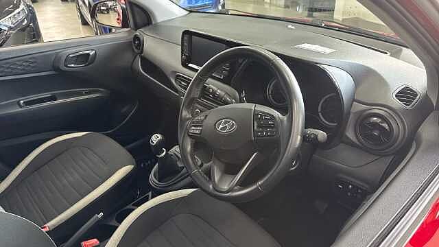 Hyundai i10 1.0 MPi SE Connect 5dr