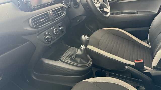 Hyundai i10 1.0 MPi SE Connect 5dr