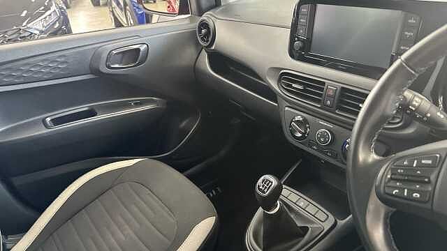 Hyundai i10 1.0 MPi SE Connect 5dr