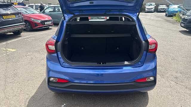 Hyundai i20 1.2 MPi Premium Nav 5dr