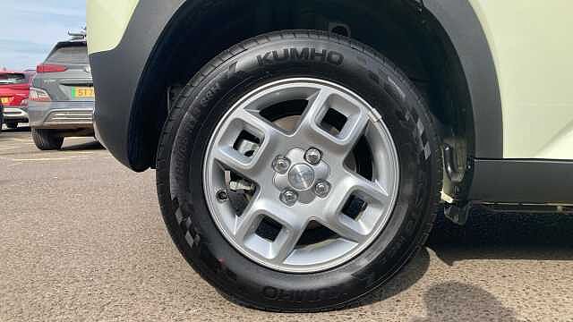 Hyundai INSTER 85kW 01 49kWh 5dr Auto Pearl - Buttercream Yellow