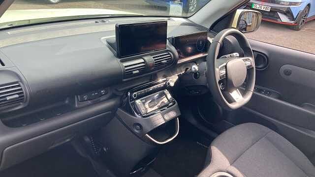 Hyundai INSTER 85kW 01 49kWh 5dr Auto Pearl - Buttercream Yellow