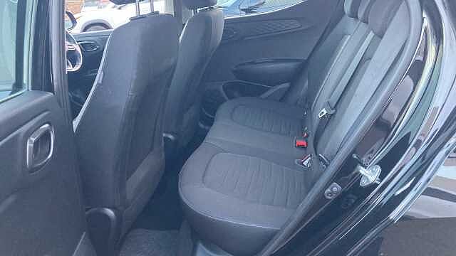 Hyundai i10 1.0 MPi SE Connect 5dr