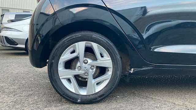 Hyundai i10 1.0 MPi SE Connect 5dr