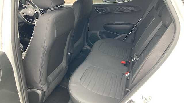 Hyundai i10 1.0 [63] Advance 5dr Auto [Nav]
