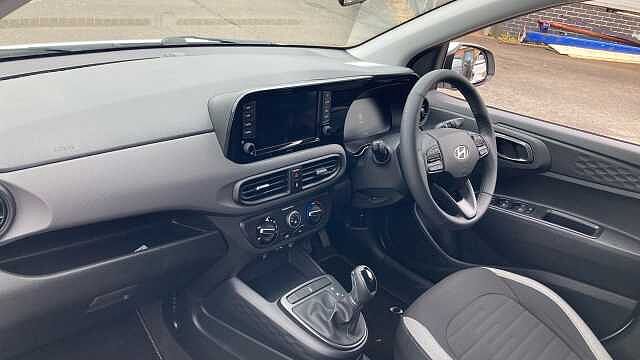 Hyundai i10 1.0 [63] Advance 5dr Auto [Nav]