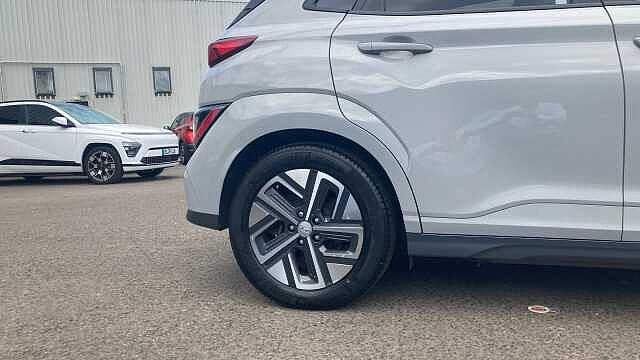 Hyundai KONA 150kW Premium 64kWh 5dr Auto