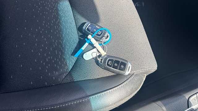 Hyundai i30 1.4T GDI Premium 5dr