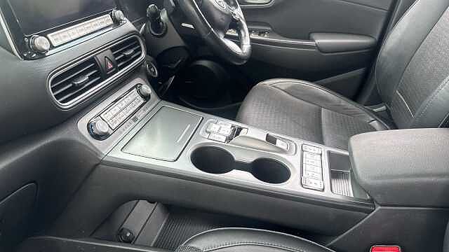 Hyundai KONA 150kW Premium SE 64kWh 5dr Auto