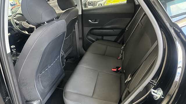 Hyundai KONA 1.6T 138 Advance 5dr