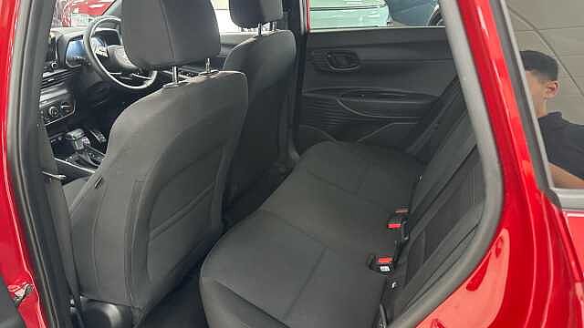 Hyundai BAYON 1.0 TGDi [90] Black Line 5dr DCT Red