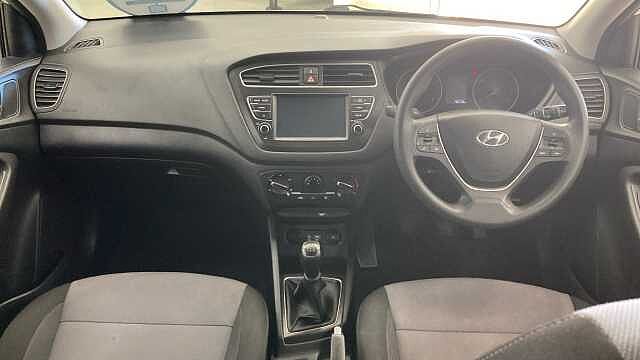 Hyundai I20 1.2 MPi S Connect 5dr White