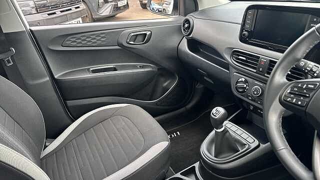 Hyundai I10 1.0 [63] Advance 5dr [Nav] White