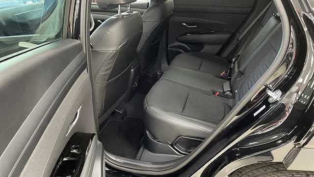 Hyundai TUCSON 1.6T 239 Hybrid Black Line 5dr Auto Pearl - Abyss Black