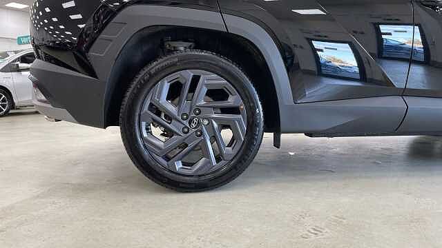 Hyundai TUCSON 1.6T 239 Hybrid Black Line 5dr Auto Pearl - Abyss Black