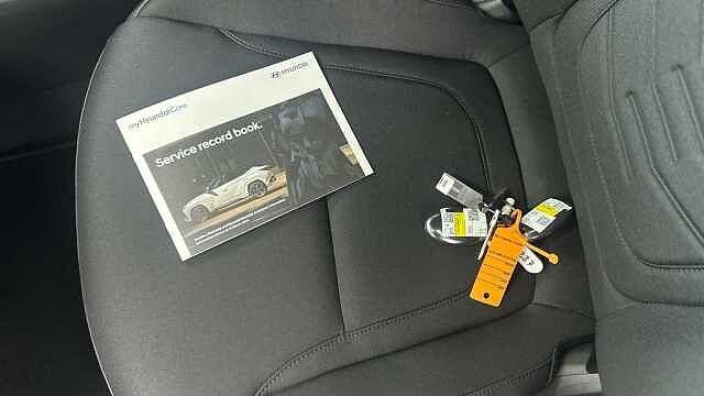 Hyundai TUCSON 1.6T 239 Hybrid Black Line 5dr Auto Pearl - Abyss Black