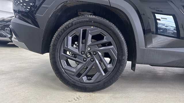 Hyundai TUCSON 1.6T 239 Hybrid Black Line 5dr Auto Pearl - Abyss Black