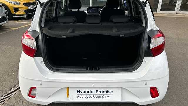 Hyundai I10 1.2 [79] Premium 5dr Auto [Nav] Petrol Hatchback White