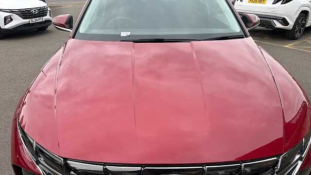 Hyundai TUCSON 1.6 TGDi 48V MHD Premium 5dr 2WD DCT Petrol Estate Red