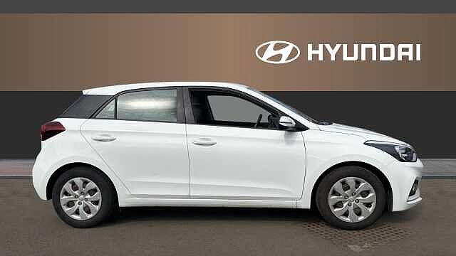 Hyundai I20 1.2 MPi S Connect 5dr Petrol Hatchback White
