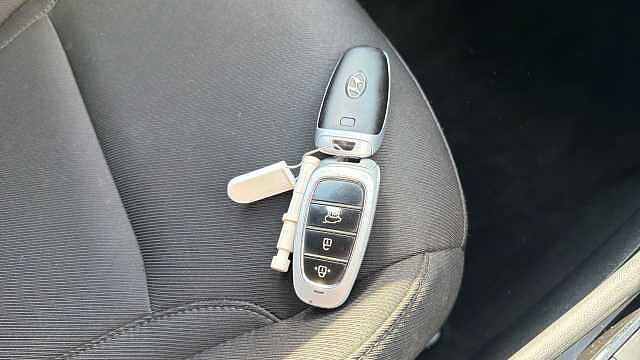 Hyundai TUCSON 1.6 TGDi Premium 5dr 2WD Petrol Estate Blue