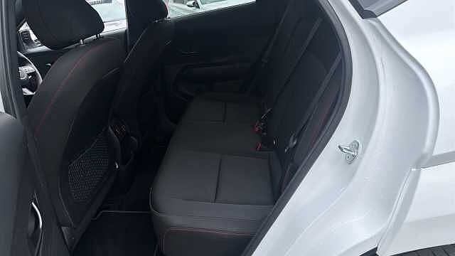 Hyundai KONA 1.6 Hybrid 129 N Line 5dr DCT Hybrid Hatchback White