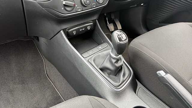 Hyundai I20 1.0T GDi Advance [Nav] 5dr Petrol Hatchback Black