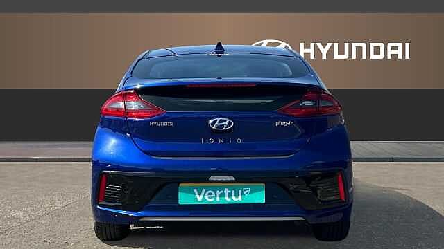 Hyundai IONIQ 1.6 GDi Plug-in Hybrid Premium SE 5dr DCT Hatchback