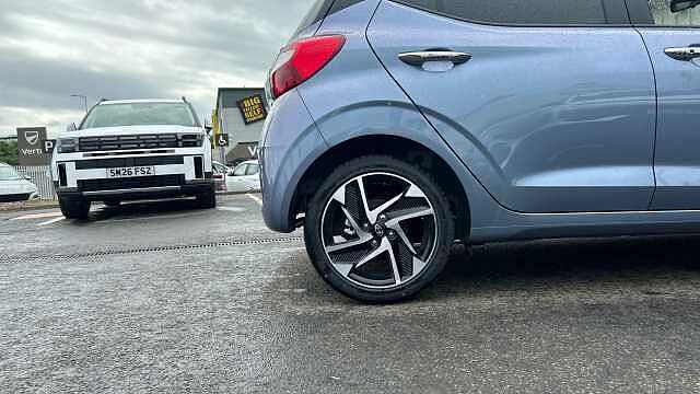 Hyundai I10 1.2 [79] Premium 5dr Auto [Nav] Petrol Hatchback Meta Blue - Pearl