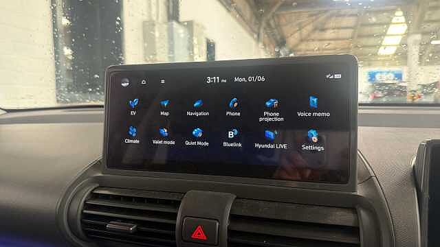 Hyundai INSTER 85kW Cross 49kWh 5dr Auto Electric Hatchback