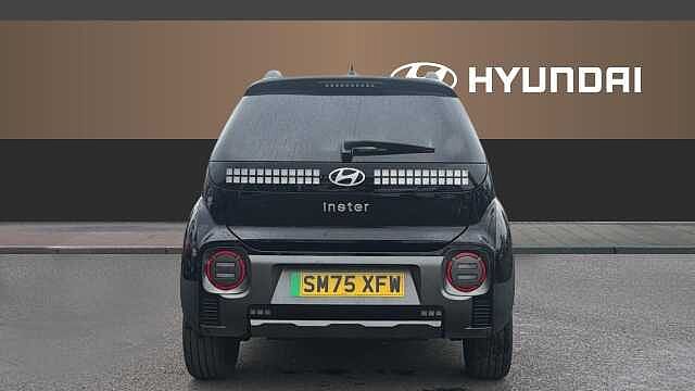 Hyundai INSTER 85kW Cross 49kWh 5dr Auto Electric Hatchback