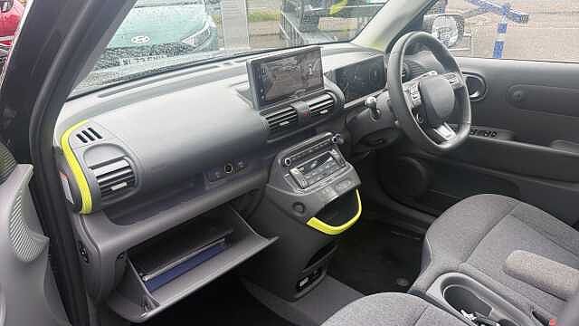 Hyundai INSTER 85kW Cross 49kWh 5dr Auto Electric Hatchback