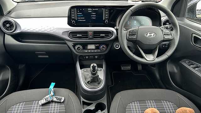 Hyundai i10 1.2 [79] Premium 5dr Auto [Nav] Petrol Hatchback