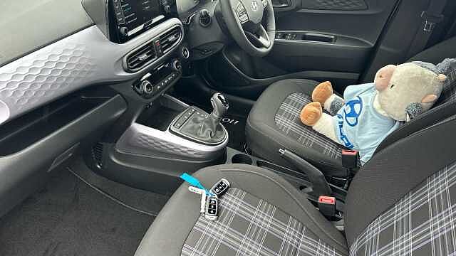 Hyundai i10 1.2 [79] Premium 5dr Auto [Nav] Petrol Hatchback