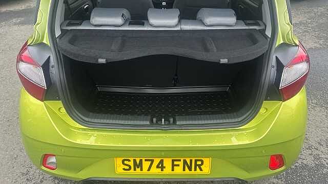 Hyundai I10 1.0 [63] Premium 5dr [Nav] Petrol Hatchback Yellow