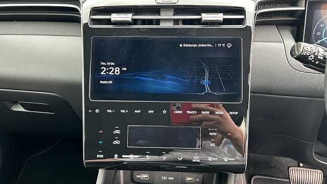 Hyundai TUCSON 1.6 TGDi 48V MHD SE Connect 5dr 2WD DCT Petrol Estate