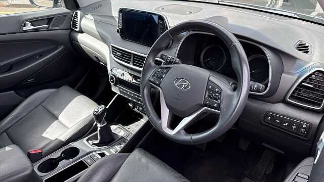 Hyundai TUCSON 1.6 GDi Premium 5dr 2WD Petrol Estate Grey
