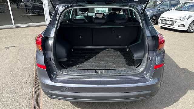 Hyundai TUCSON 1.6 GDi Premium 5dr 2WD Petrol Estate Grey