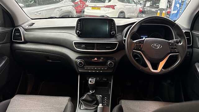 Hyundai TUCSON 1.6 GDi SE Nav 5dr 2WD Petrol Estate Silver