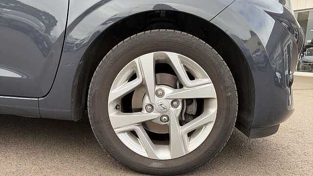 Hyundai i10 1.0 MPi SE Connect 5dr Petrol Hatchback