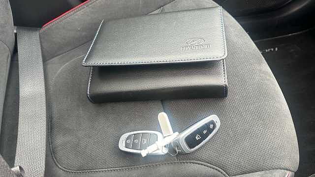Hyundai TUCSON 1.6 TGDi Hybrid 230 N Line S 5dr 2WD Auto Hybrid Estate Black