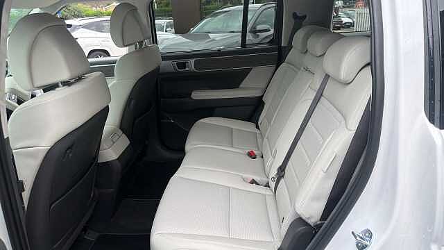 Hyundai SANTA FE 1.6 TGDi Plug-in Hybrid Ultimate 5dr 4WD Auto Estate