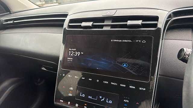 Hyundai TUCSON 1.6 TGDi SE Connect 5dr 2WD Petrol Estate Silver