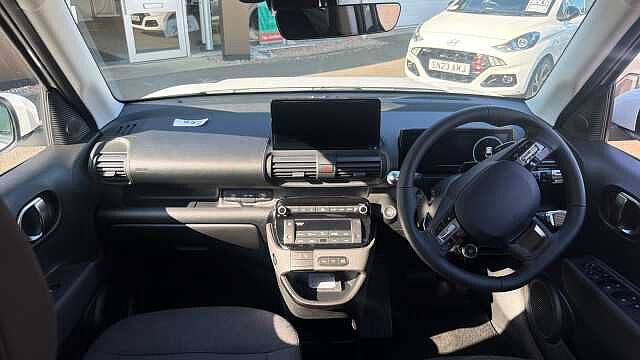 Hyundai INSTER 85kW 02 49kWh 5dr Auto Electric Hatchback