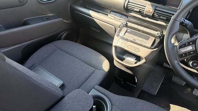 Hyundai INSTER 85kW 02 49kWh 5dr Auto Electric Hatchback
