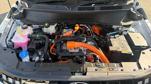 Hyundai INSTER 85kW 02 49kWh 5dr Auto Electric Hatchback