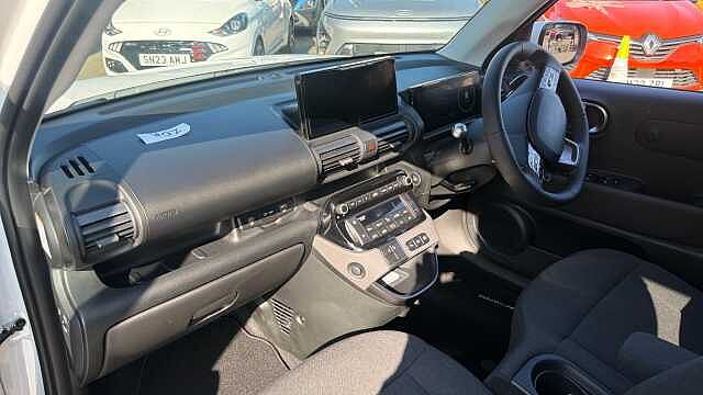 Hyundai INSTER 85kW 02 49kWh 5dr Auto Electric Hatchback
