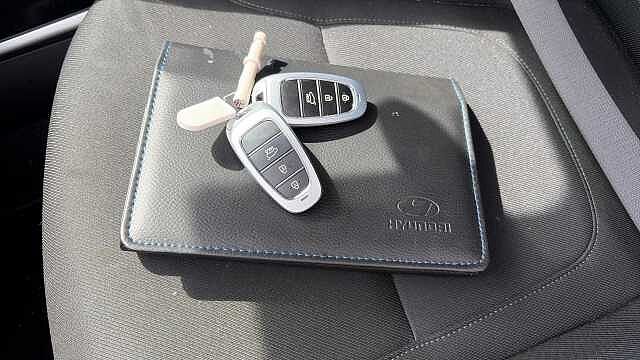 Hyundai TUCSON 1.6 TGDi Hybrid 230 Premium 5dr 2WD Auto Hybrid Estate